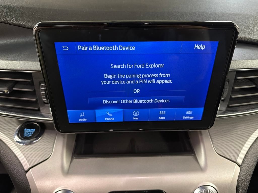 Certified 2022 Ford Explorer XLT w/ Equipment Group 202A AWD/4WD image 11