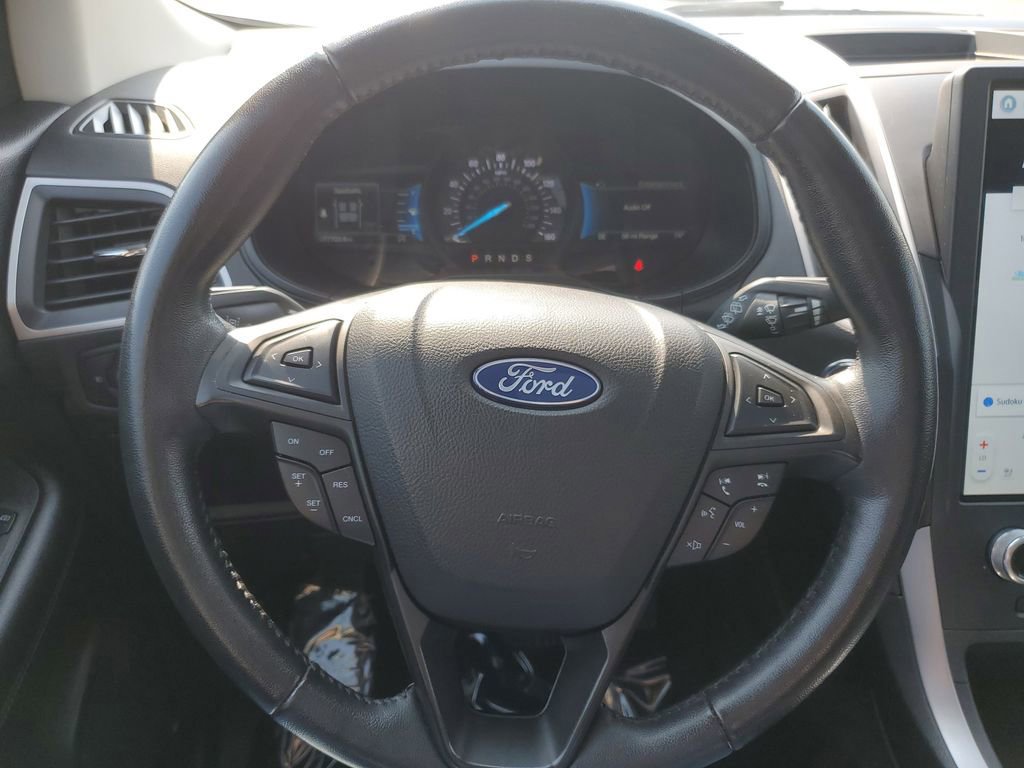 Certified 2022 Ford Edge SEL w/ Convenience Package image 11