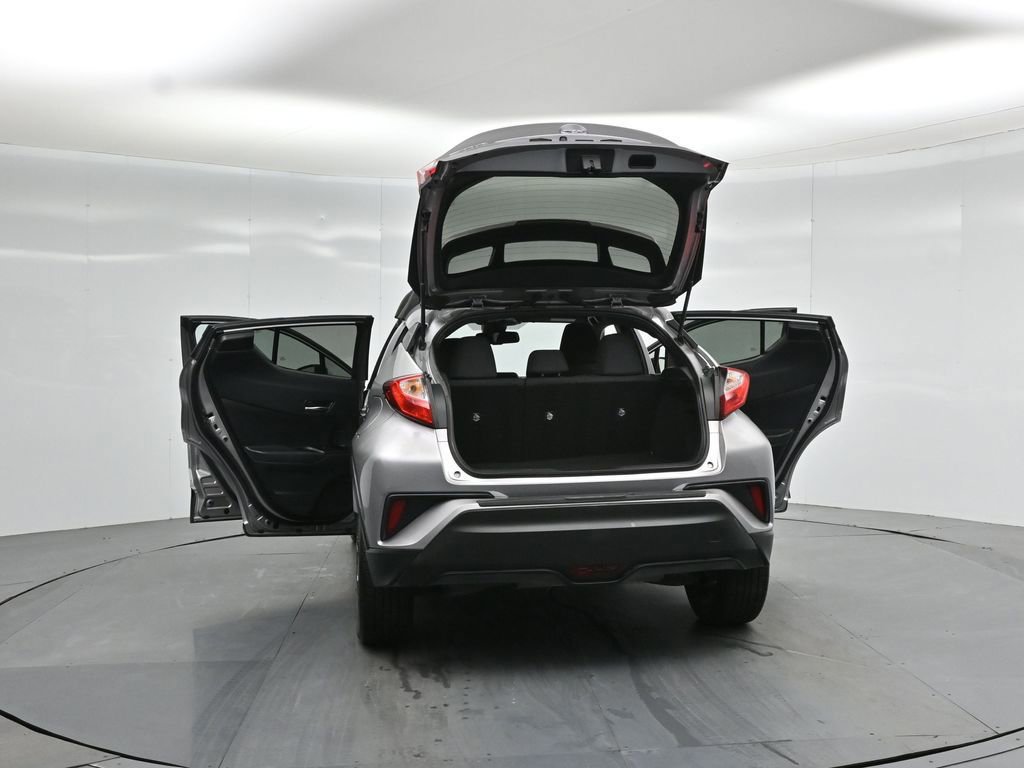 Used 2018 Toyota C-HR XLE FWD image 52