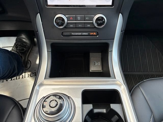 Certified 2024 Ford Edge SEL w/ Convenience Package AWD/4WD image 25