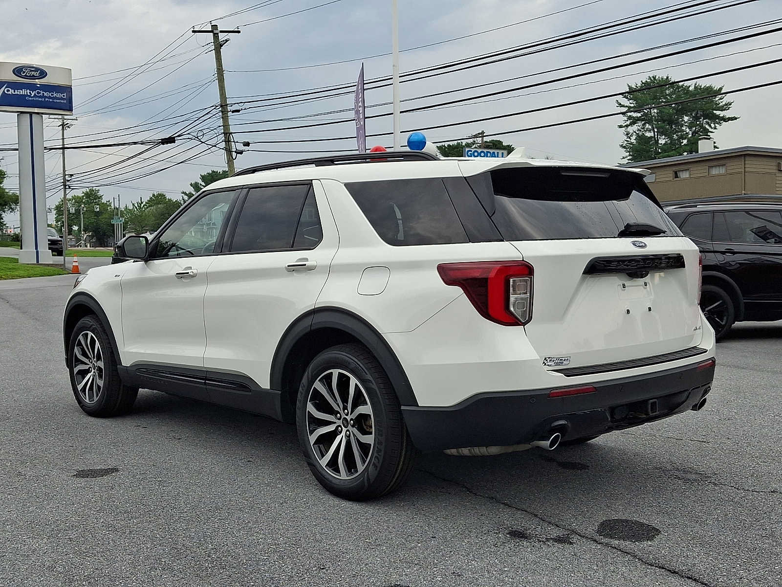Certified 2022 Ford Explorer ST-Line w/ Class IV Trailer Tow Package AWD/4WD image 4