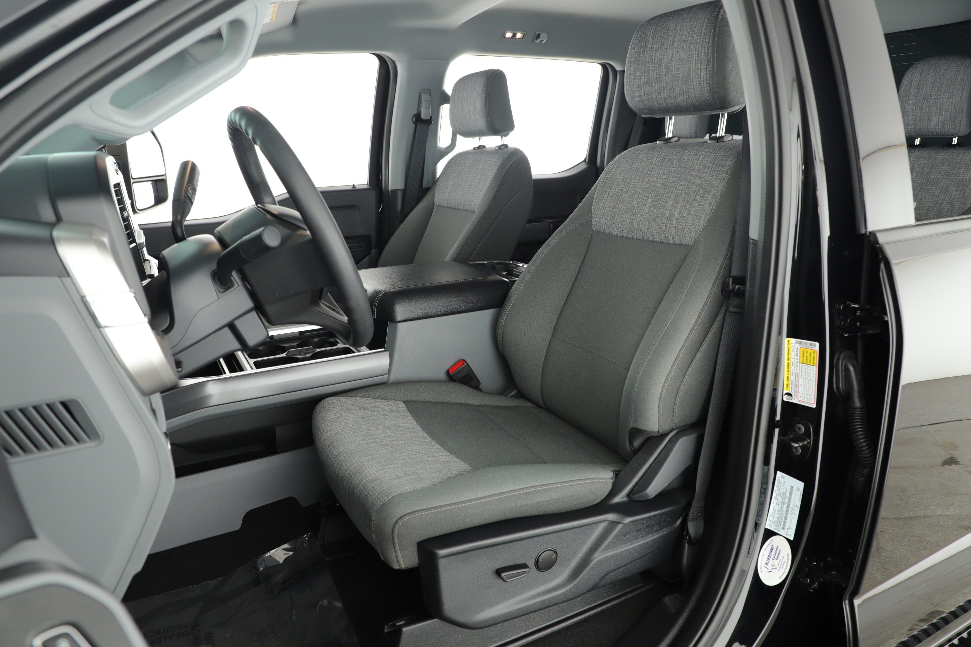 Certified 2024 Ford F250 XLT w/ FX4 Off-Road Package image 13