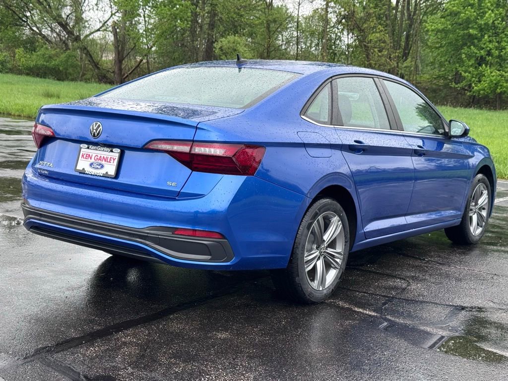 Used 2023 Volkswagen Jetta SE FWD image 9
