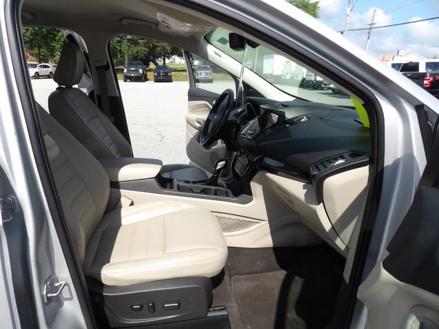 Certified 2018 Ford Escape Titanium FWD image 33