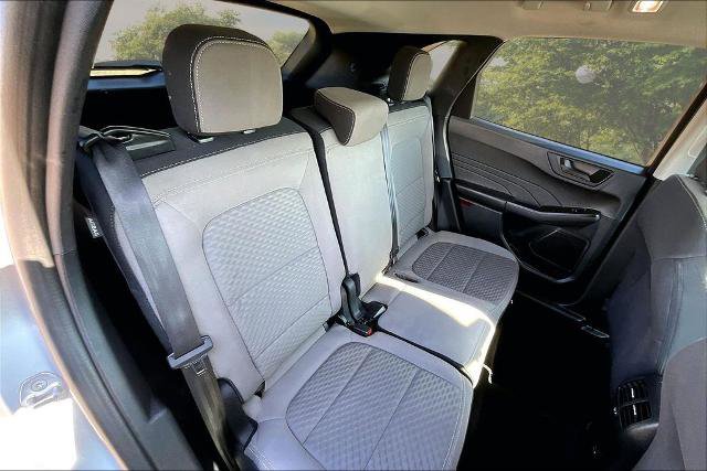 Certified 2022 Ford Escape SE w/ Cold Weather Package FWD image 26