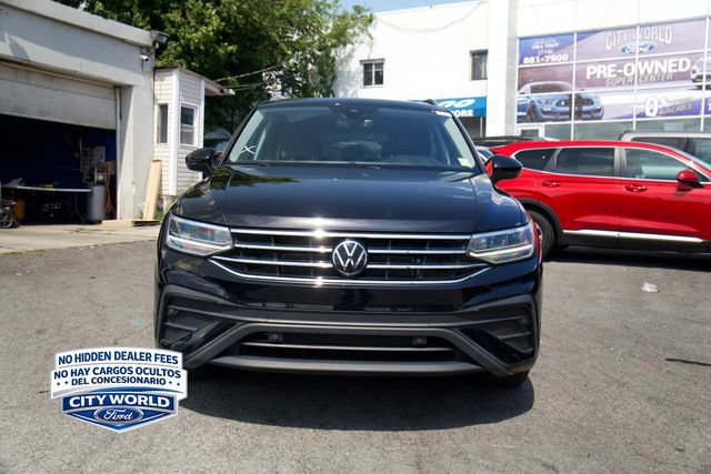 Used 2024 Volkswagen Tiguan Wolfsburg Edition AWD/4WD image 2