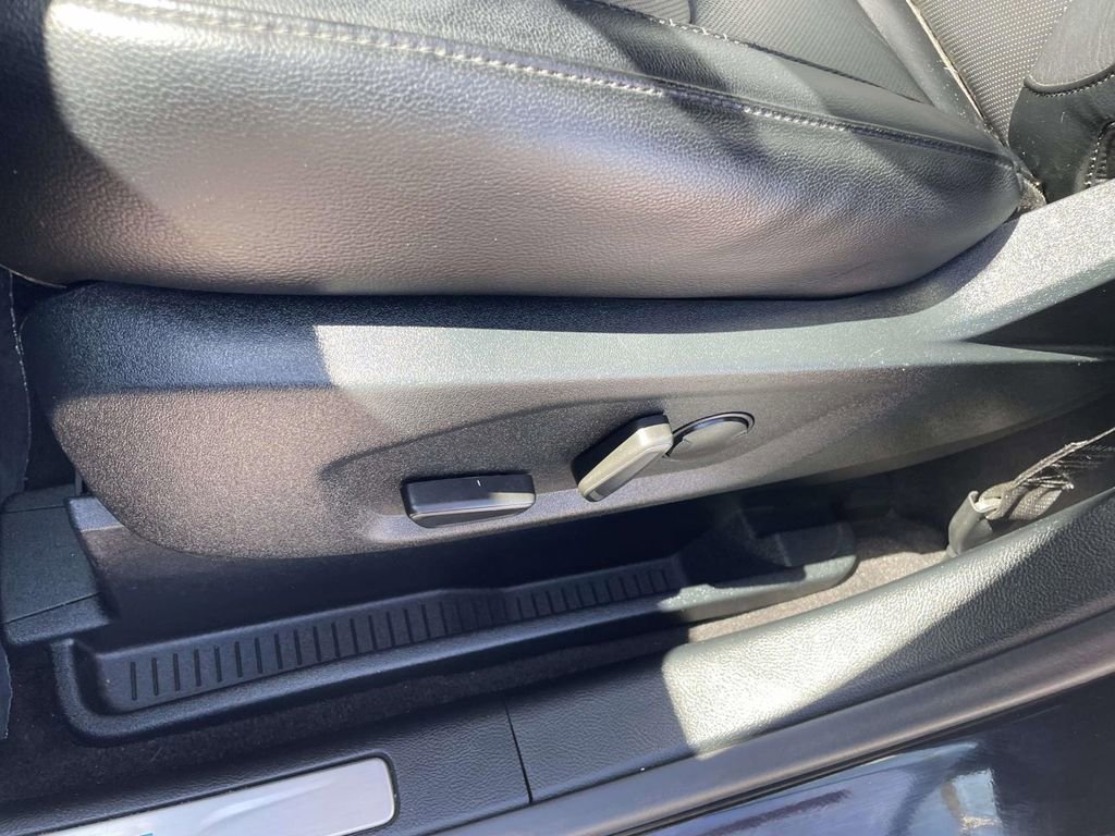 Certified 2020 Ford Edge Titanium w/ Equipment Group 301A image 20