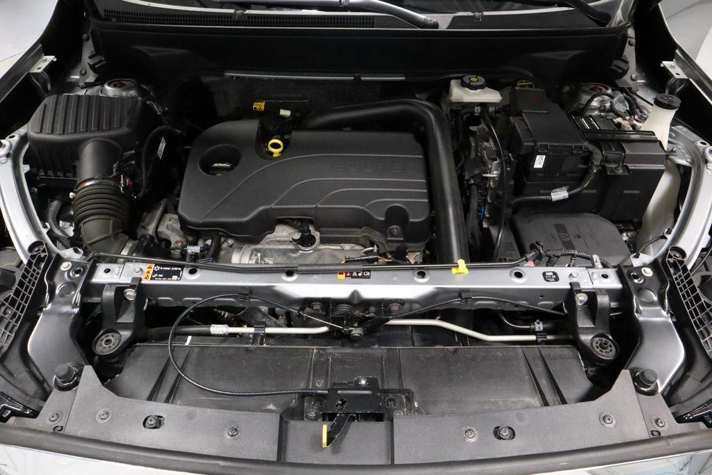 Used 2024 GMC Terrain SLE FWD image 16