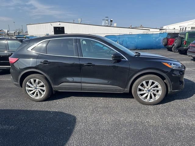 Certified 2021 Ford Escape Titanium w/ Titanium Elite Package image 4