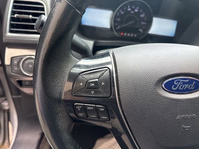 Certified 2018 Ford Explorer Limited FWD image 20