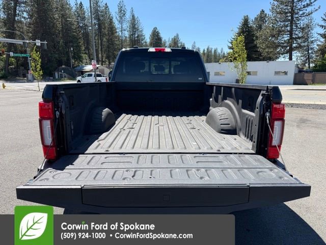 Certified 2022 Ford F450 Limited w/ FX4 Off-Road Package AWD/4WD image 21