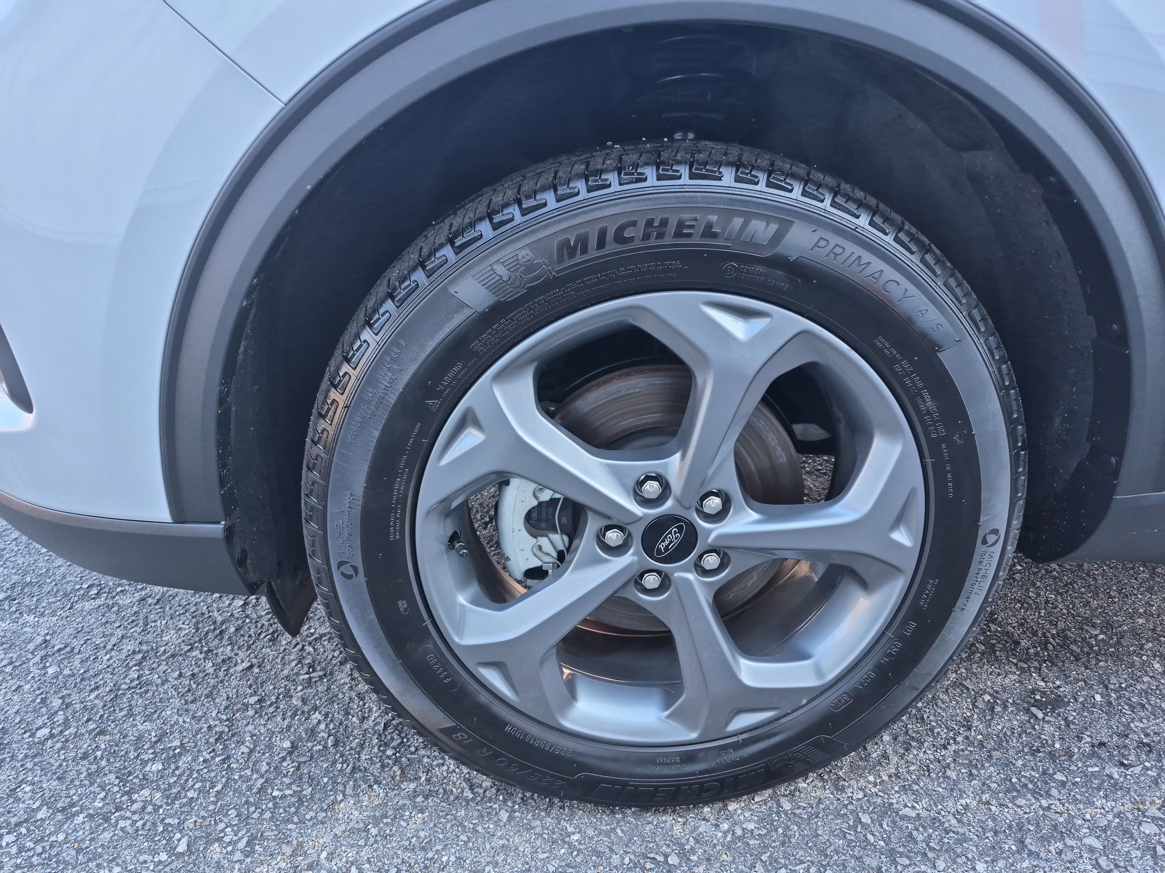 Certified 2025 Ford Escape ST-Line w/ Tech Pack #1 image 9