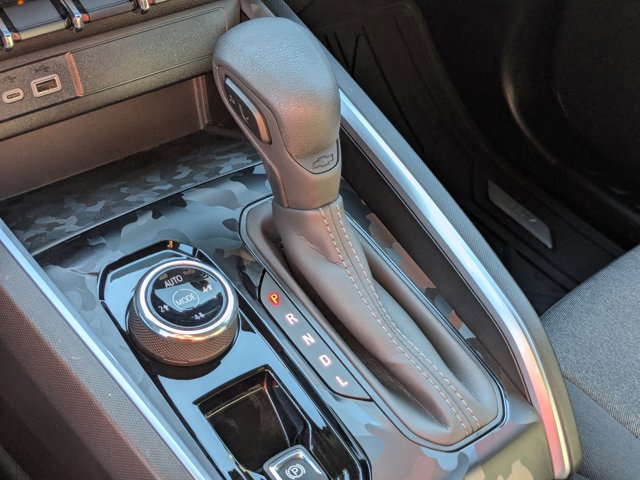 Used 2024 Chevrolet Colorado Trail Boss w/ Technology Package image 27