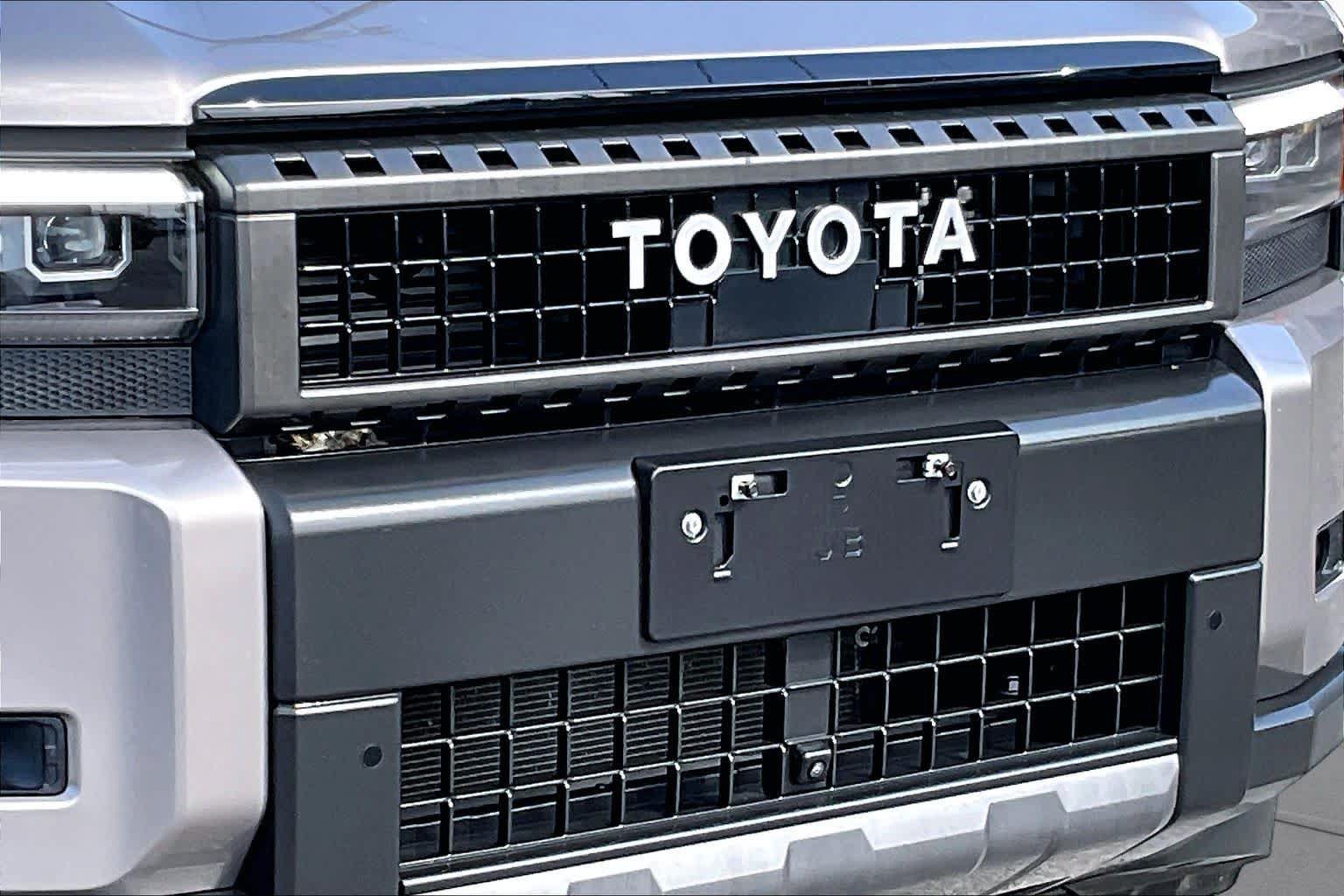 Used 2025 Toyota Land Cruiser w/ Premium Package AWD/4WD image 29