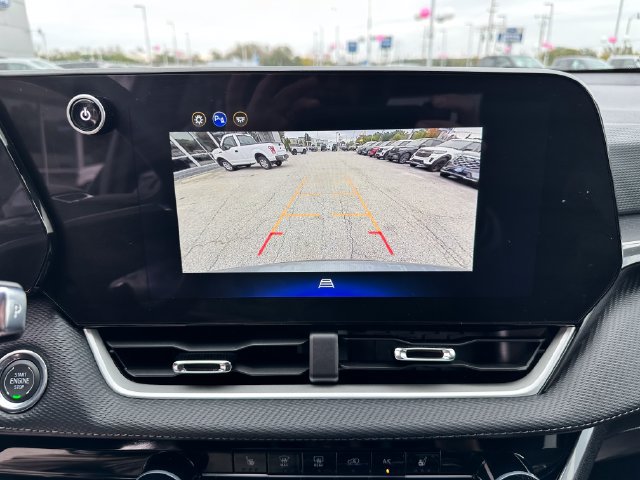 Used 2026 Chevrolet Equinox LT AWD/4WD image 15