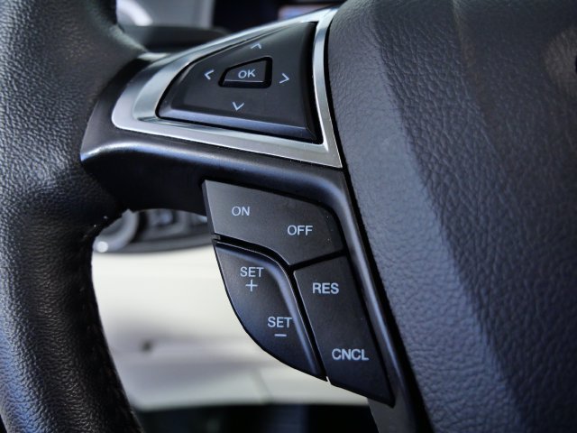 Certified 2024 Ford Edge Titanium AWD/4WD image 23