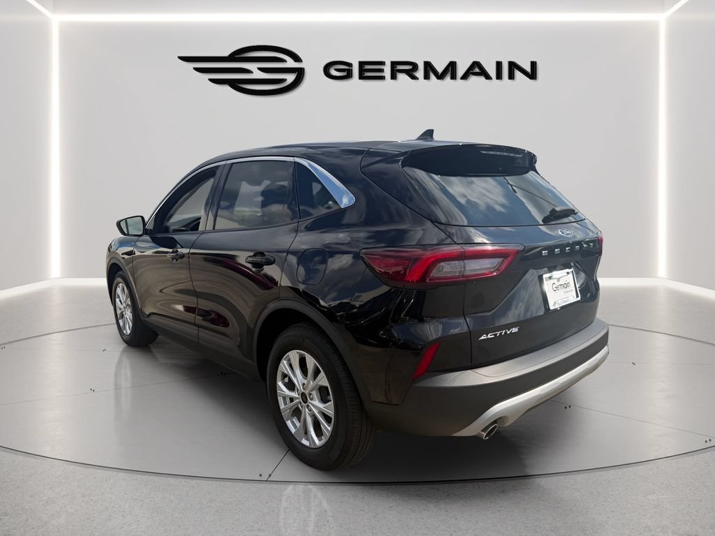Certified 2024 Ford Escape Active w/ Cold Weather Package FWD image 6