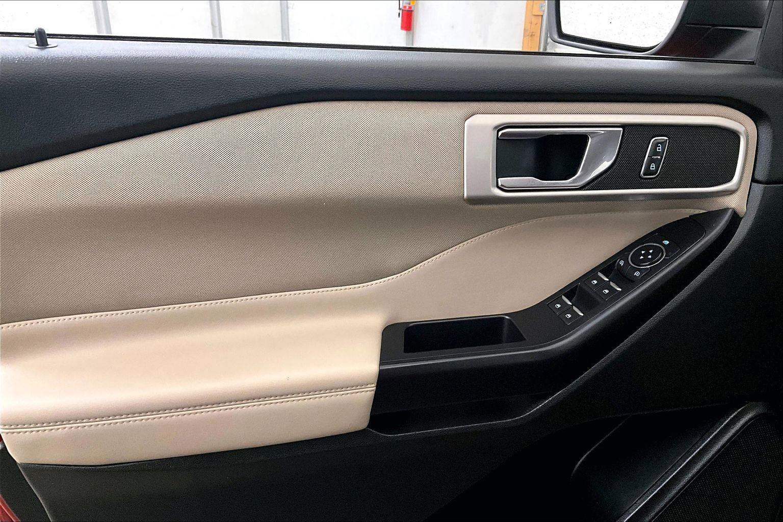 Certified 2020 Ford Explorer XLT w/ Class III Trailer Tow Package image 22