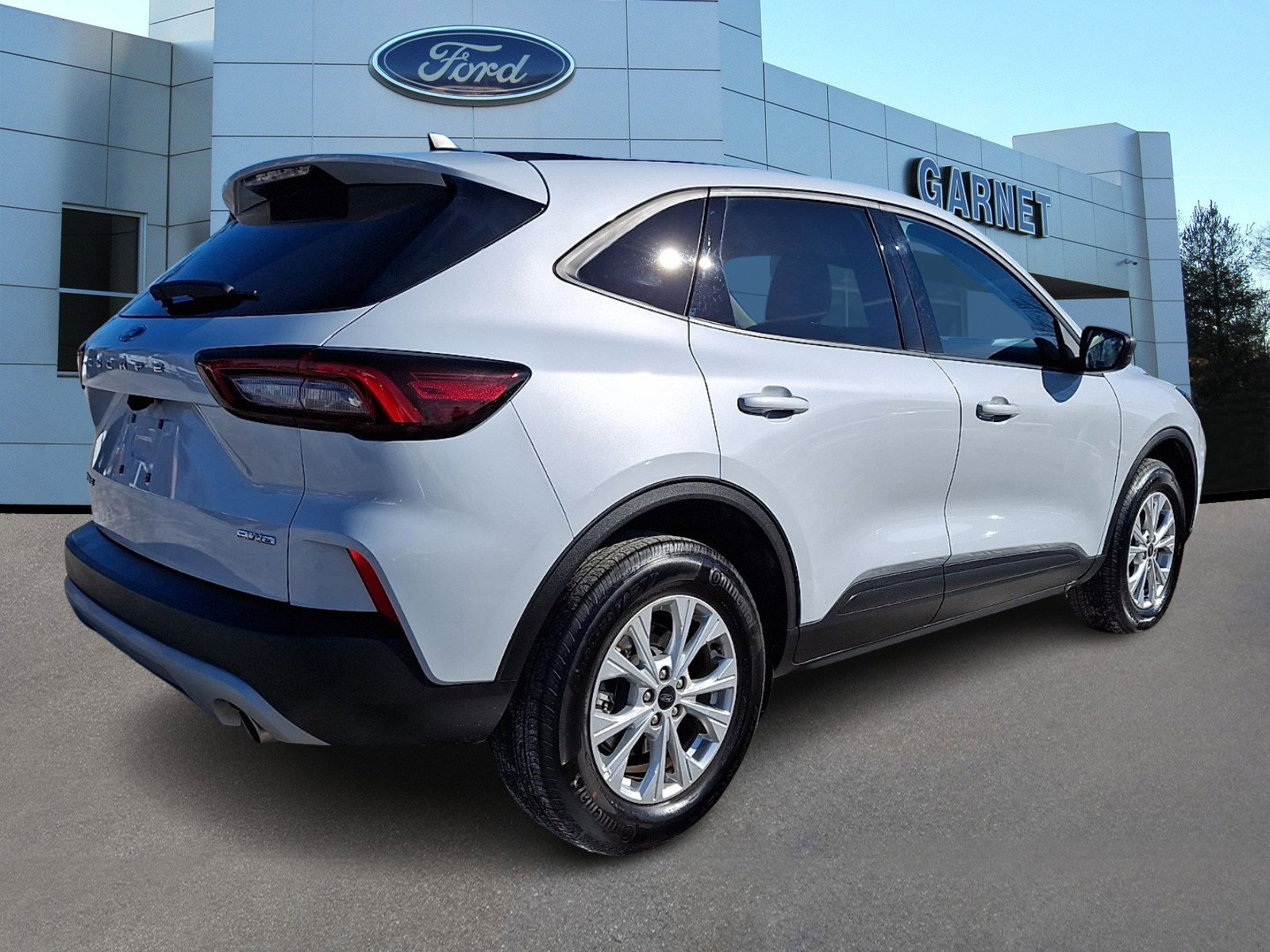 Certified 2025 Ford Escape Active image 4