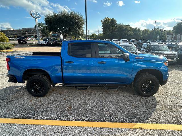 Used 2024 Chevrolet Silverado 1500 Custom Trail Boss AWD/4WD image 4