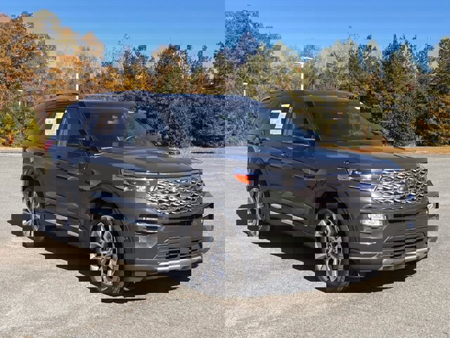 Certified 2022 Ford Explorer Platinum w/ Equipment Group 601A image 8