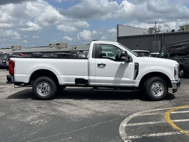 Certified 2026 Ford F250 XL w/ XL Chrome Package RWD image 2