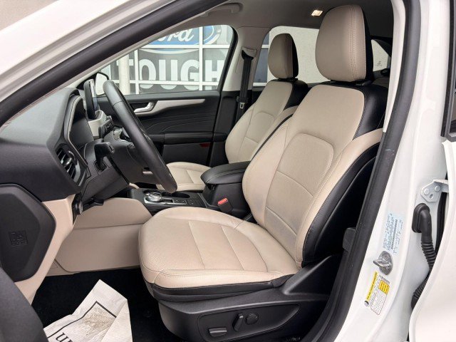 Certified 2022 Ford Escape SEL AWD/4WD image 9