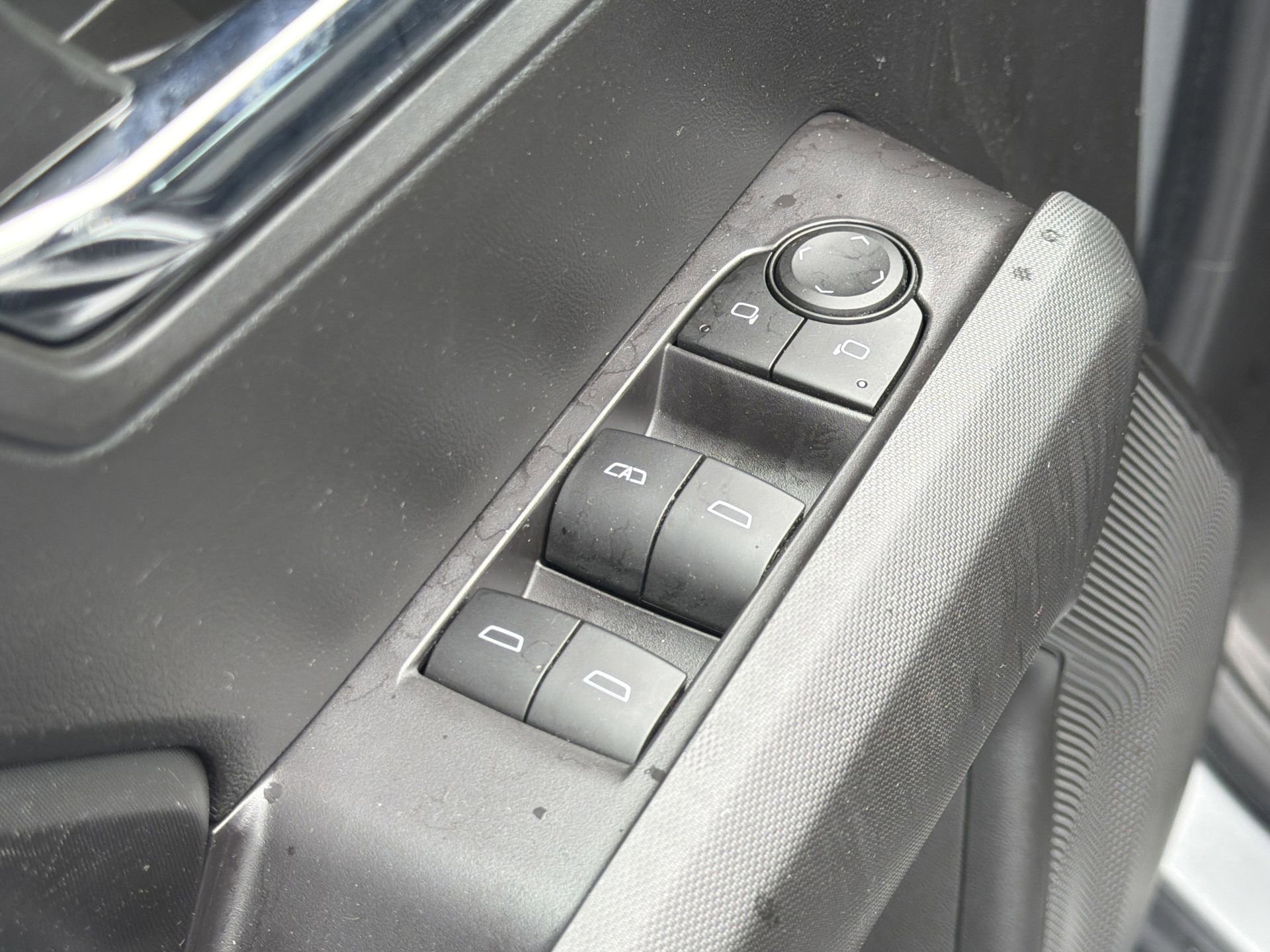 Used 2023 GMC Canyon Elevation w/ Convenience Package RWD image 19