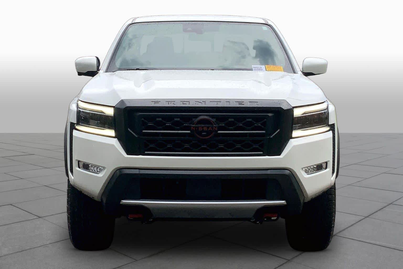 Used 2024 Nissan Frontier PRO-4X w/ Pro Convenience Package AWD/4WD image 4
