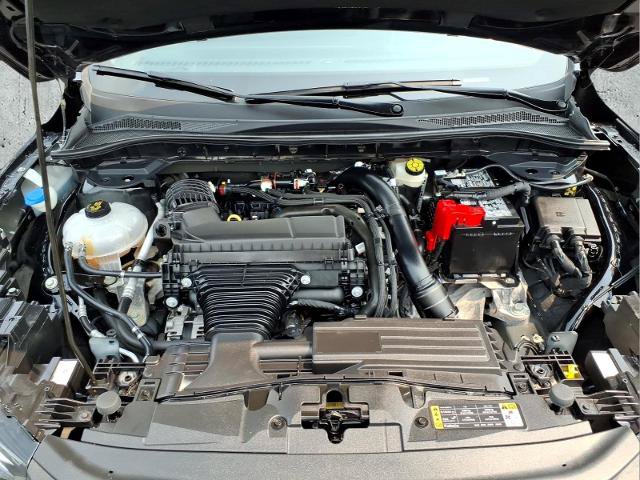 Certified 2025 Ford Escape ST-Line Select AWD/4WD image 12