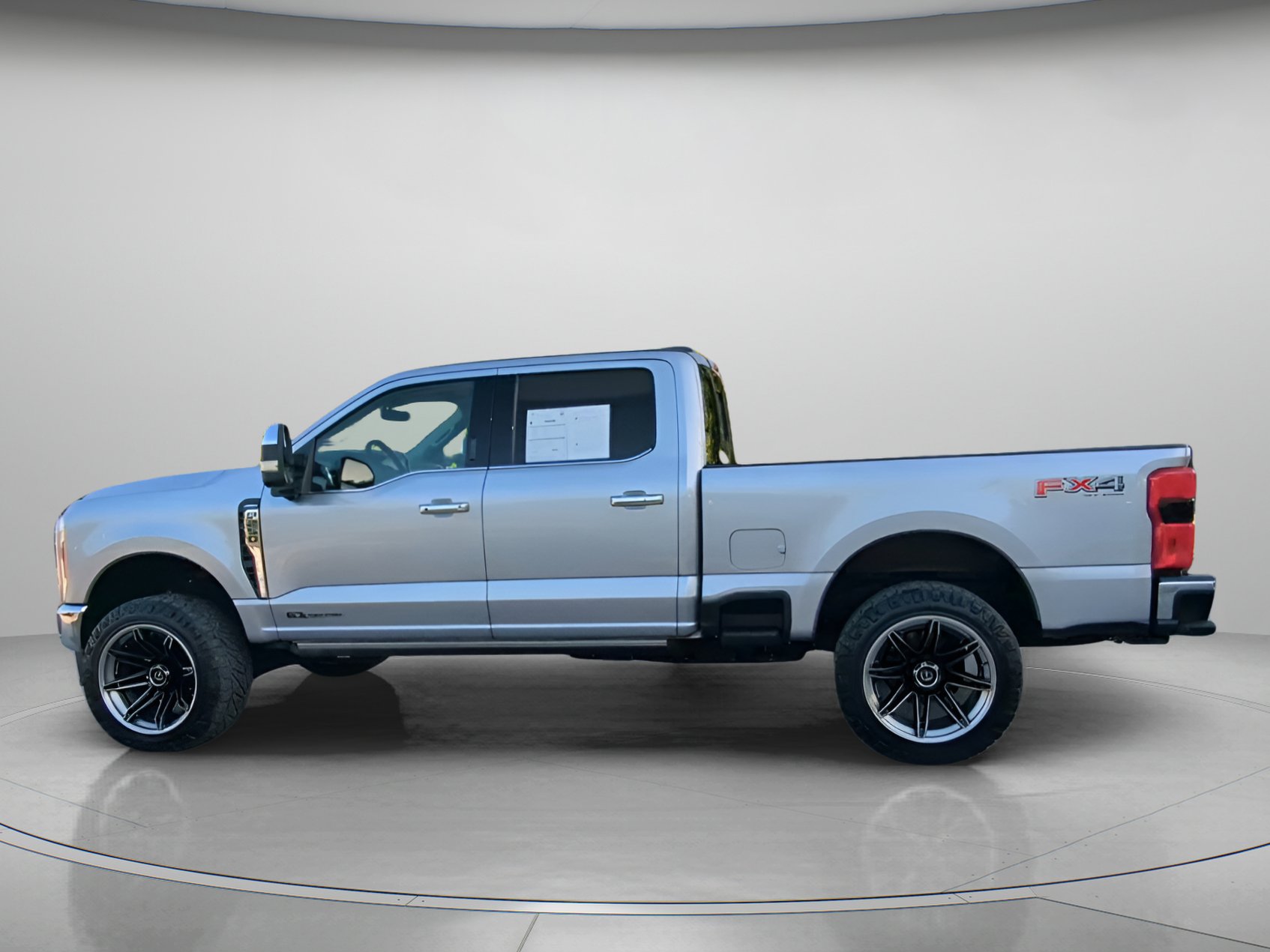Certified 2023 Ford F250 Lariat w/ Lariat Ultimate Package AWD/4WD image 19