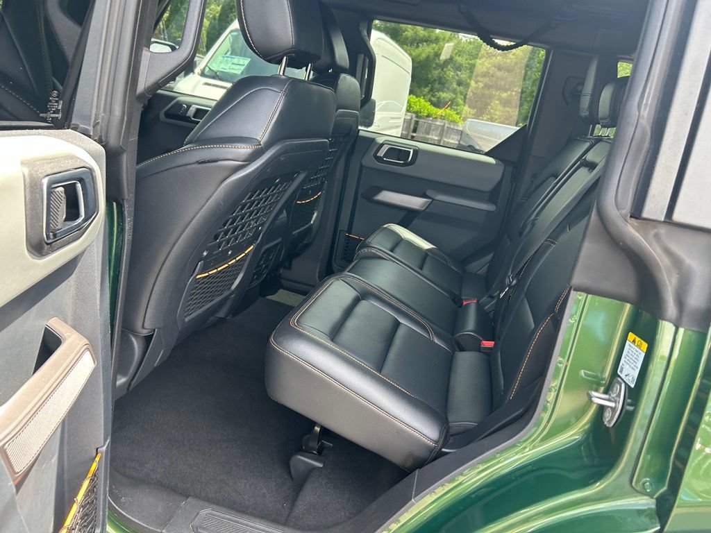 Certified 2023 Ford Bronco Badlands w/ Sasquatch Package AWD/4WD image 16