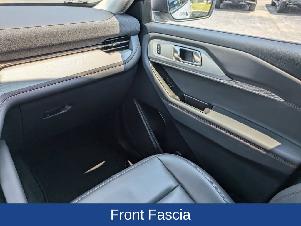Certified 2026 Ford Explorer Active w/ Active Comfort Package RWD image 19