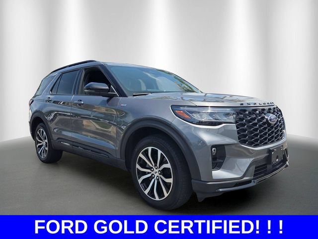 Certified 2025 Ford Explorer ST-Line AWD/4WD image 7