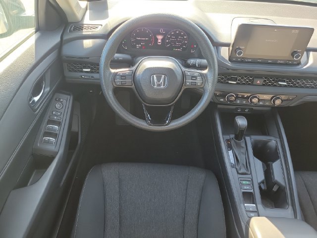 Used 2025 Honda Accord SE image 9