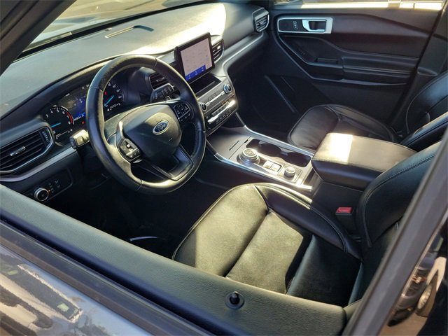 Certified 2020 Ford Explorer XLT w/ Equipment Group 202A image 7