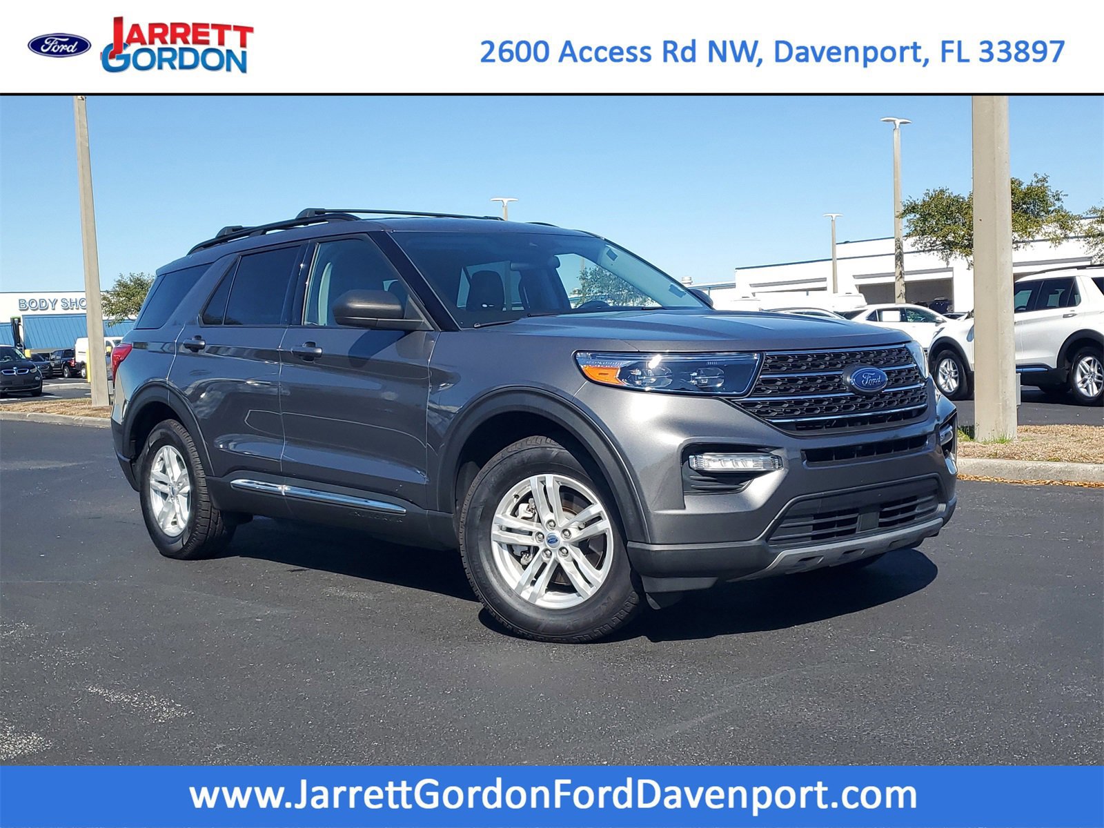 Certified 2022 Ford Explorer XLT w/ Equipment Group 202A image 4