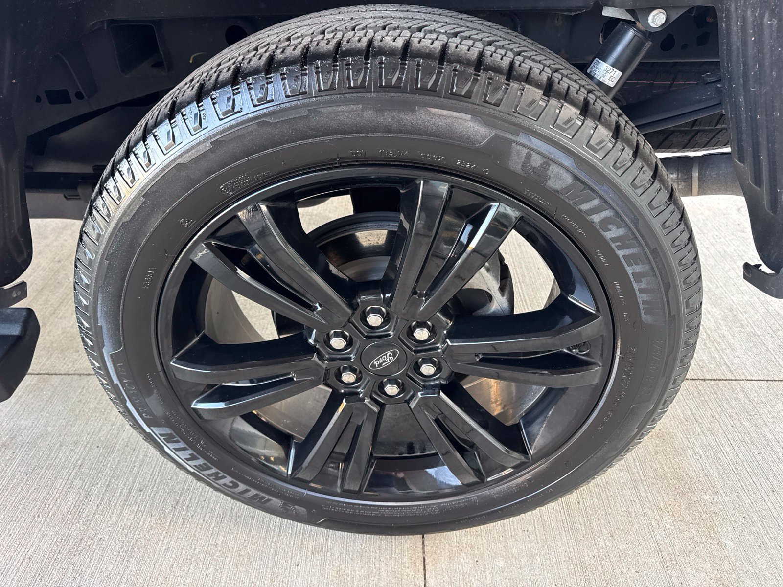 Certified 2024 Ford F150 Lariat AWD/4WD image 22
