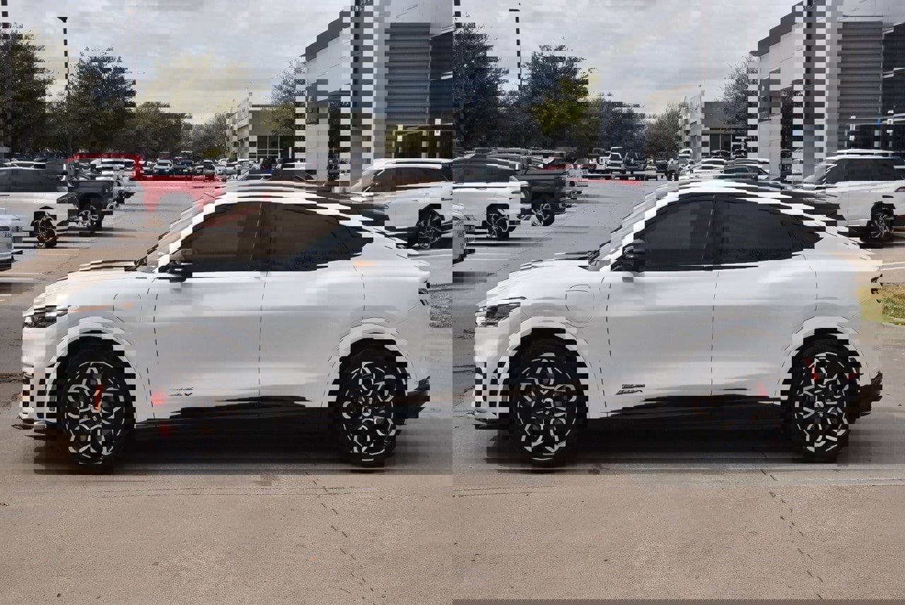 Certified 2023 Ford Mustang Mach-E GT image 4