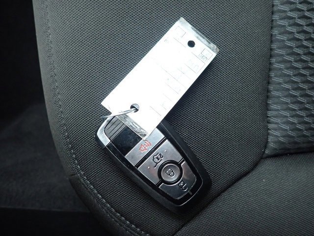 Certified 2023 Ford Explorer XLT image 30