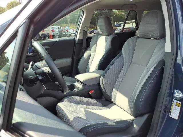Used 2025 Subaru Outback Premium image 5