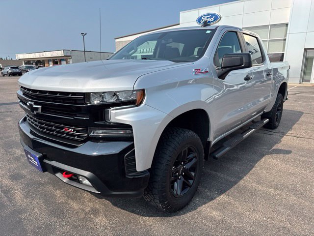 Used 2021 Chevrolet Silverado 1500 LT Trail Boss w/ Convenience Package II AWD/4WD image 3