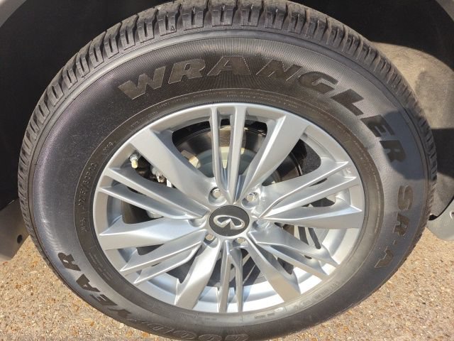 Used 2023 INFINITI QX80 Luxe w/ Cargo Package RWD image 14