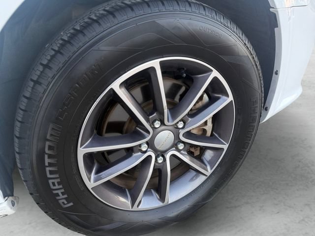 Used 2017 Dodge Grand Caravan SXT FWD image 24