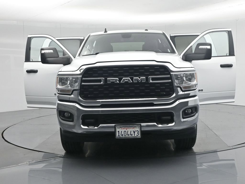 Used 2024 RAM 3500 Big Horn image 32