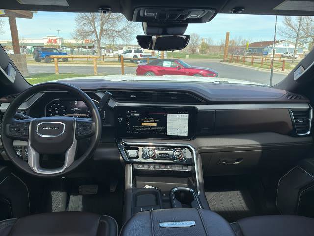 Used 2024 GMC Sierra 3500 Denali w/ Denali Reserve Package AWD/4WD image 8