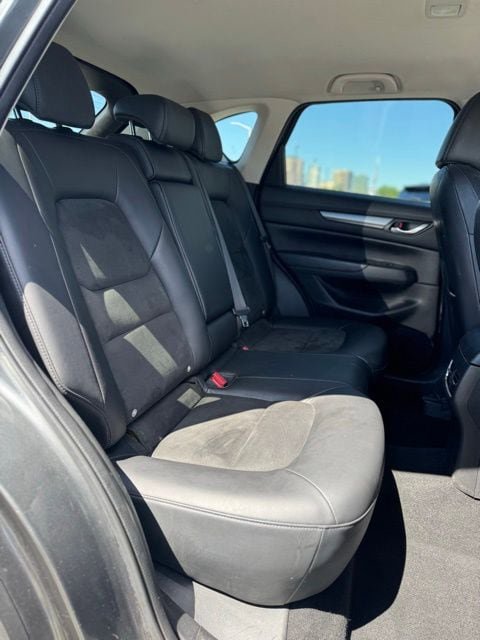 Used 2019 MAZDA CX-5 Touring FWD image 22