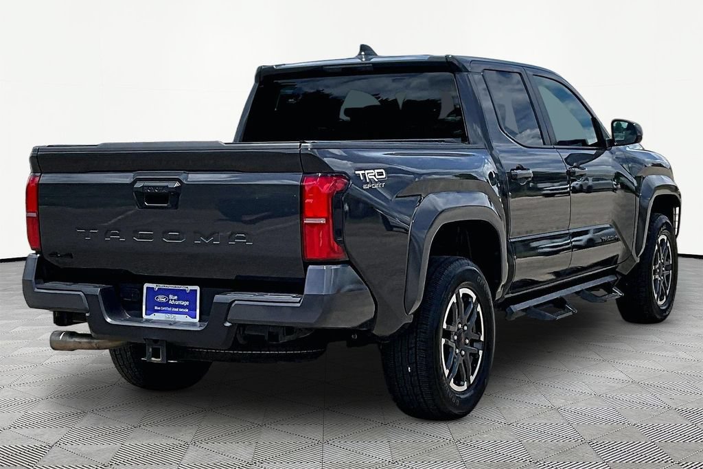 Used 2025 Toyota Tacoma TRD Sport AWD/4WD image 2