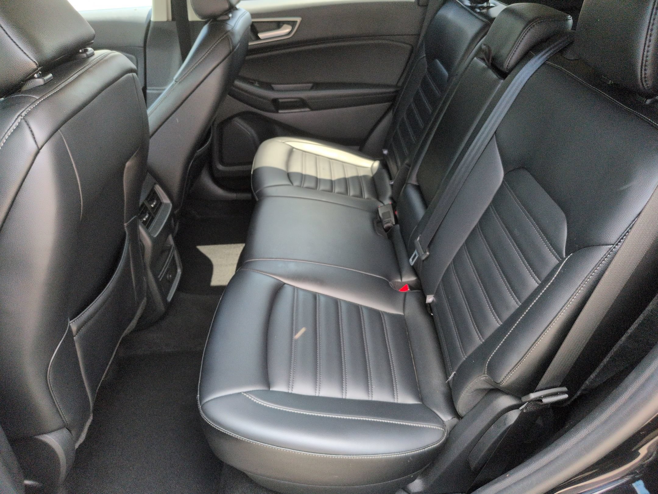 Certified 2024 Ford Edge SEL AWD/4WD image 29