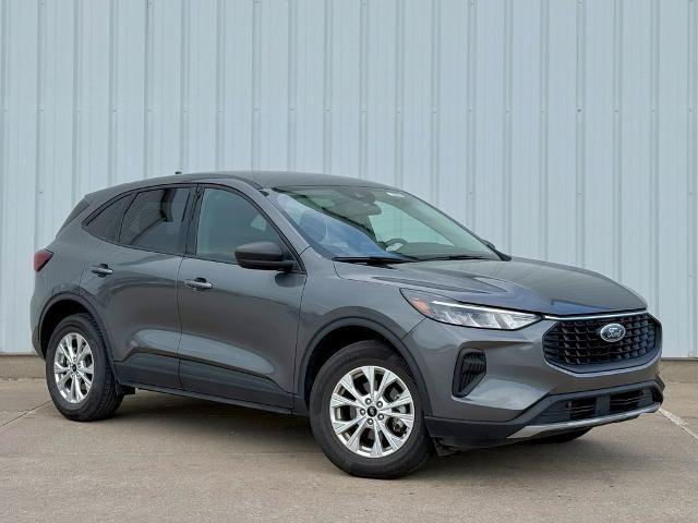 Certified 2025 Ford Escape Active AWD/4WD image 8